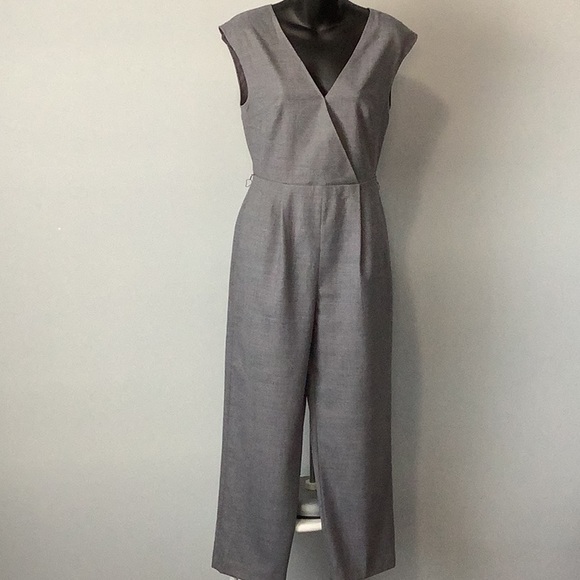 Host Pick||Club Monaco Loreeny Jumpsuit - Picture 5 of 16